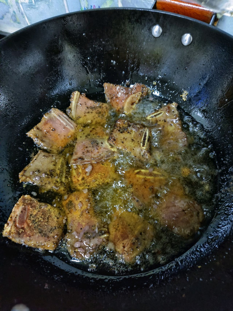 黑椒牛仔骨