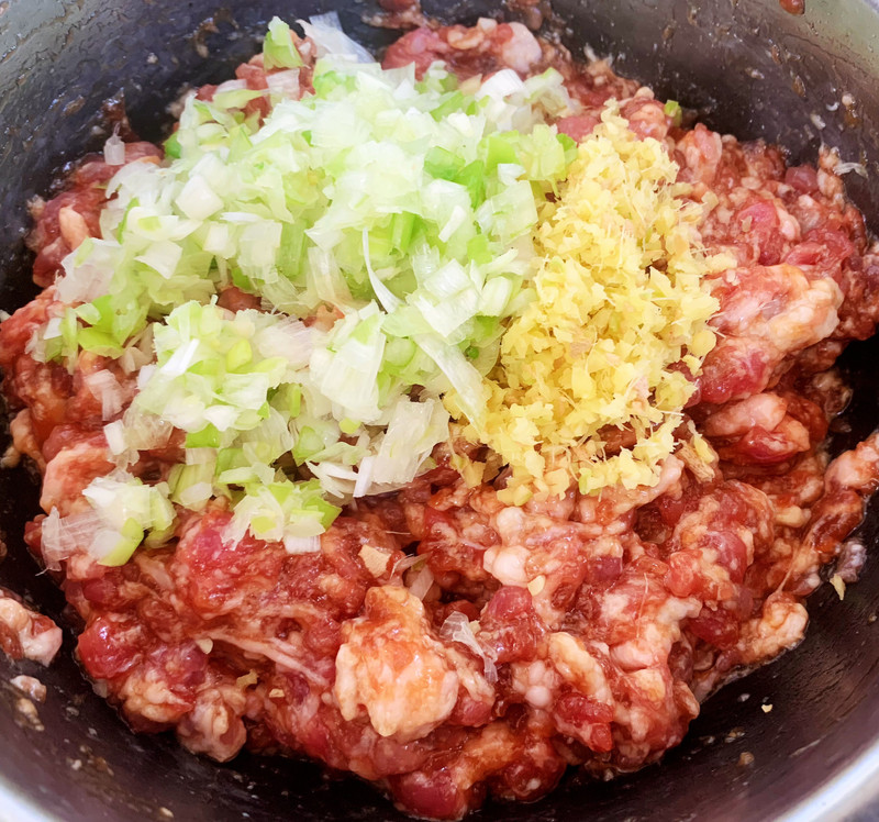 鲜肉扇贝馄饨