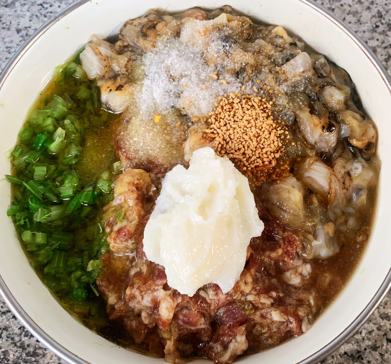 鲜肉扇贝馄饨