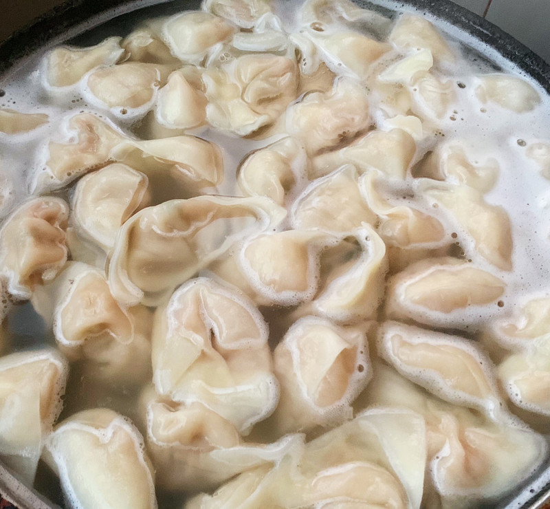 鲜肉扇贝馄饨