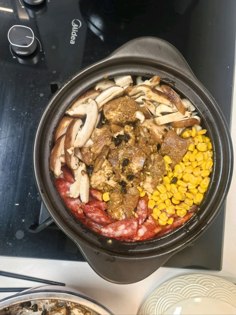 豉汁排骨煲仔饭