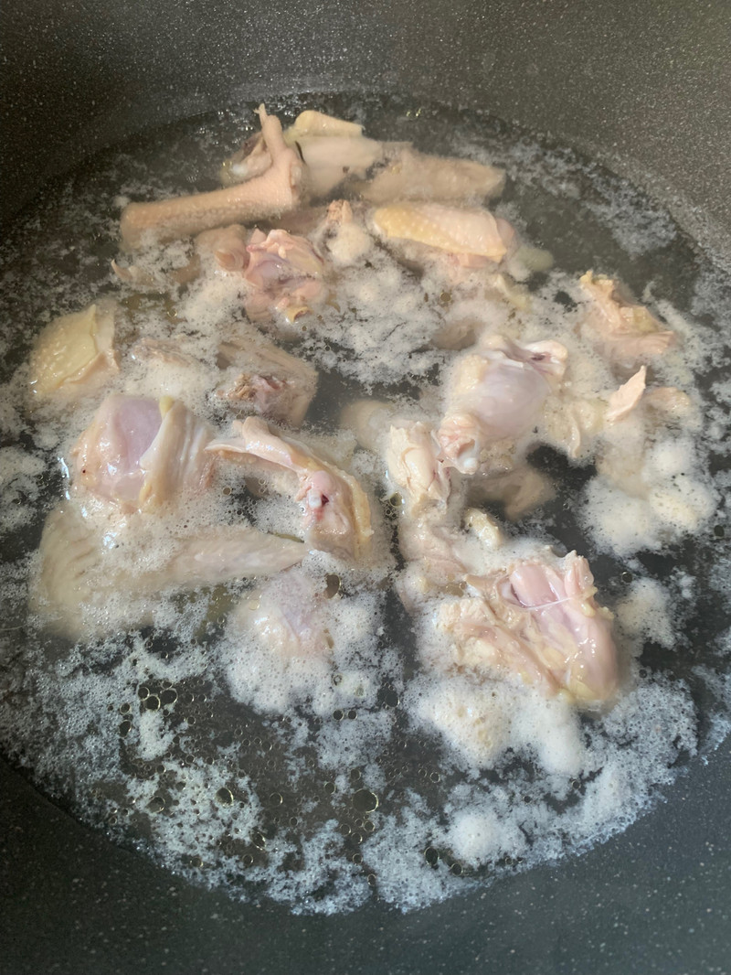 土豆板栗焖鸡