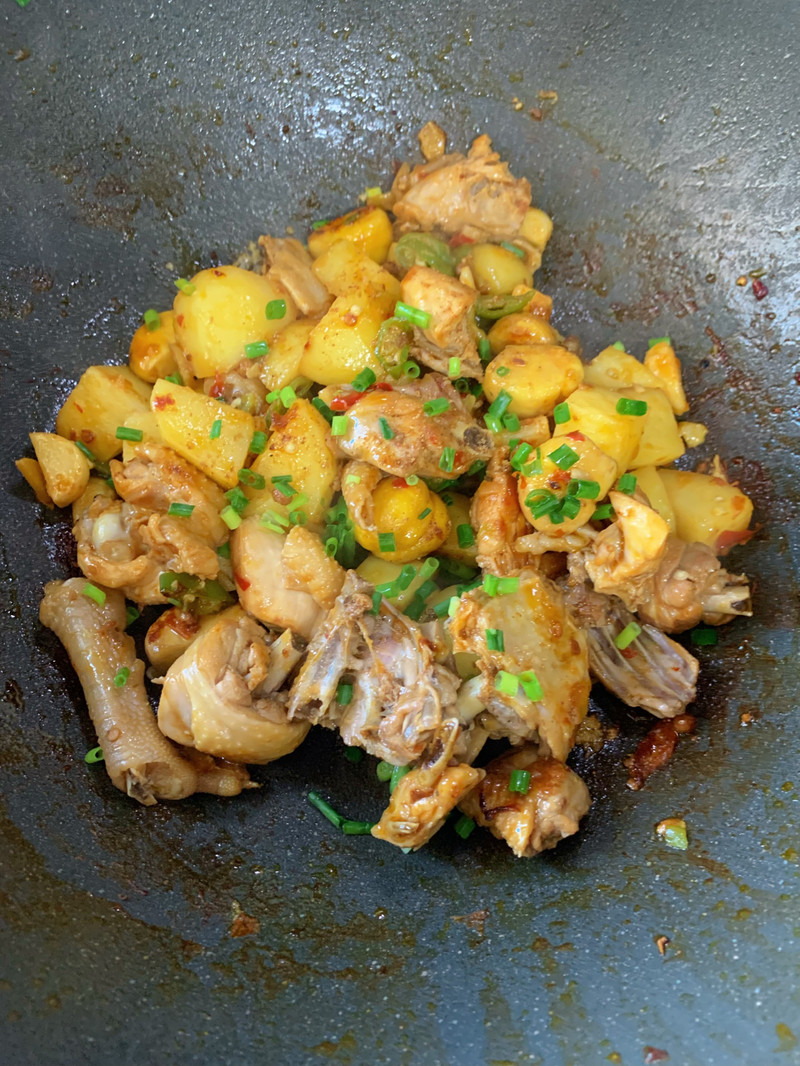 土豆板栗焖鸡
