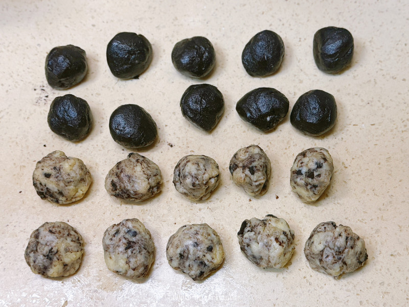 黑可可奥利奥奶酪月饼