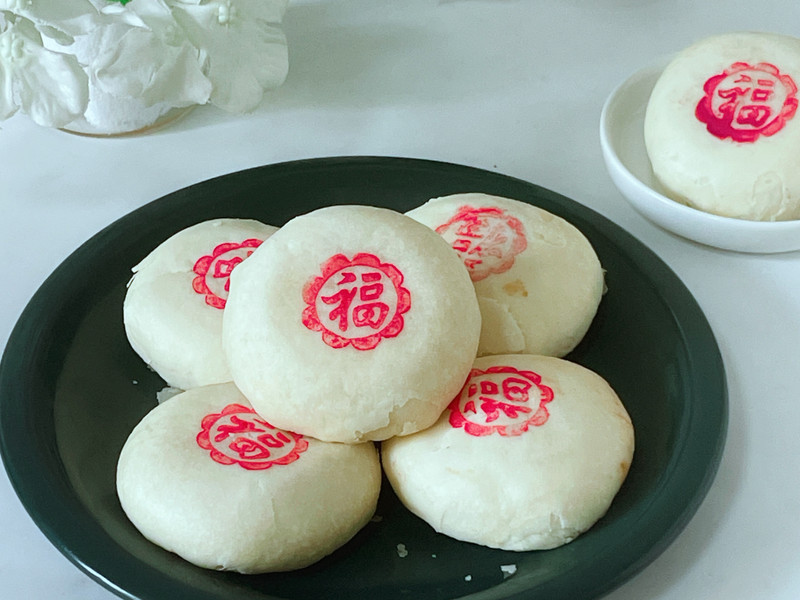 豆沙酥皮月饼