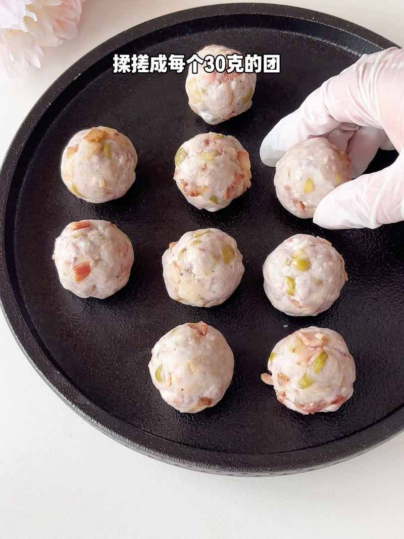 欧洲橄榄培根芋泥荷花酥