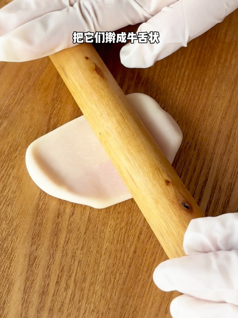 欧洲橄榄培根芋泥荷花酥