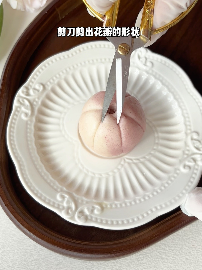 欧洲橄榄培根芋泥荷花酥