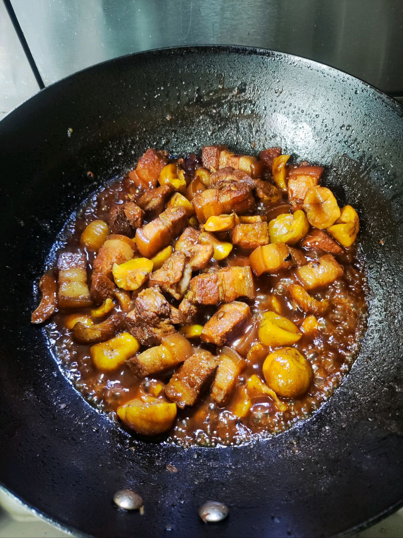 家常板栗焖五花肉