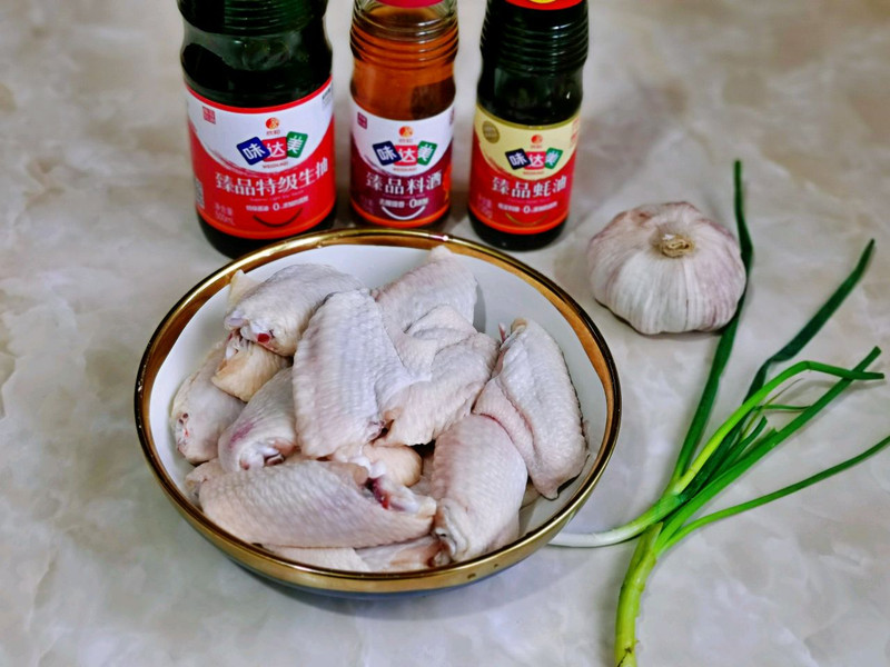 蒜香烤鸡翅&好吃到舔手指