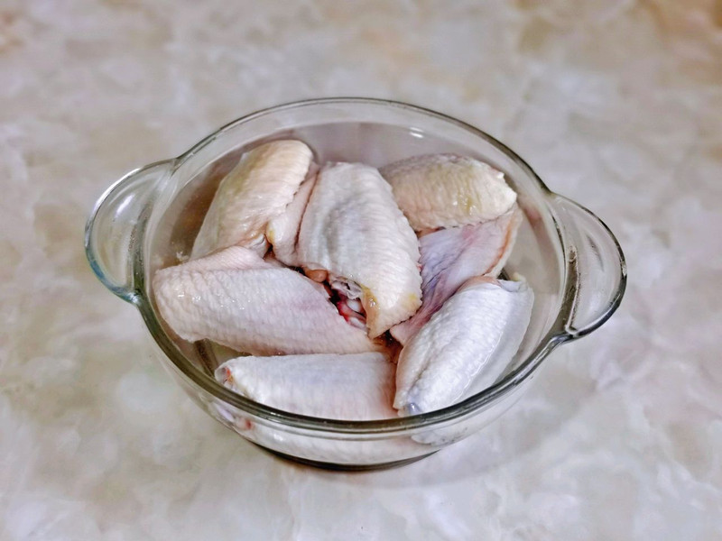 蒜香烤鸡翅&好吃到舔手指