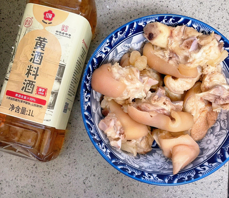 下酒菜！椒盐猪蹄