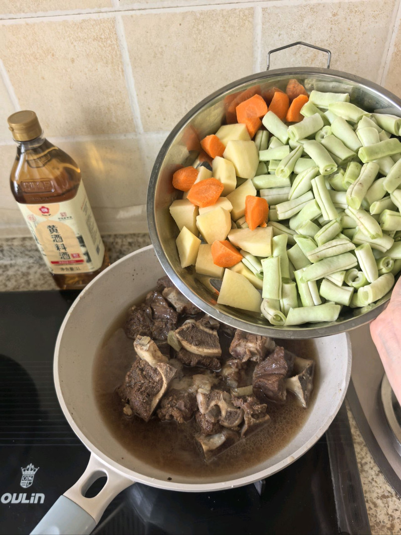 豆角土豆烧排骨