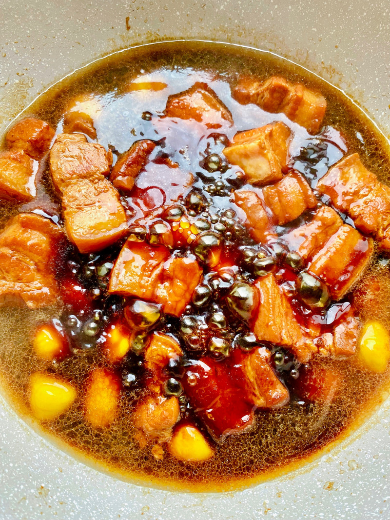 板栗红烧肉