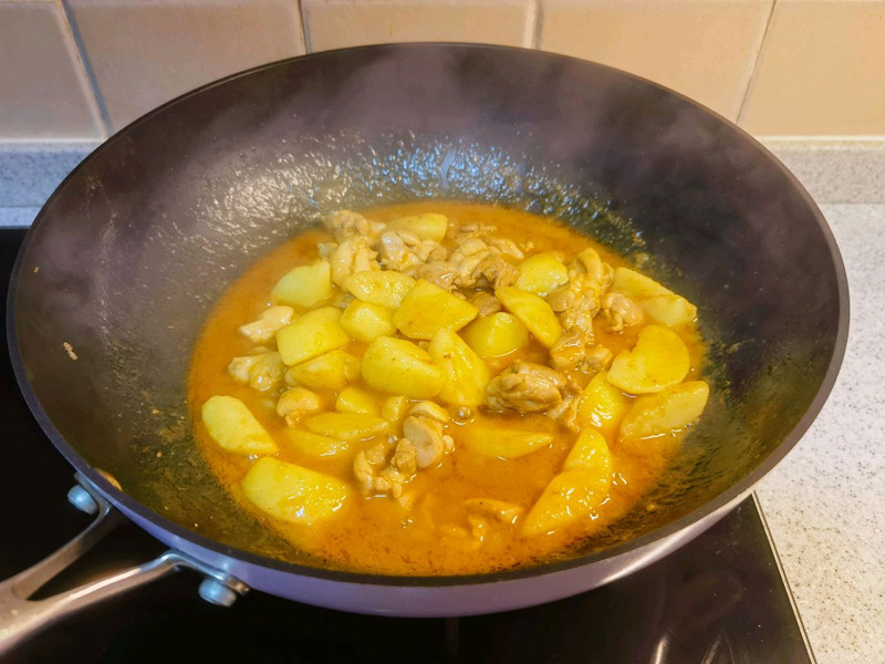 咖喱炒鸡块