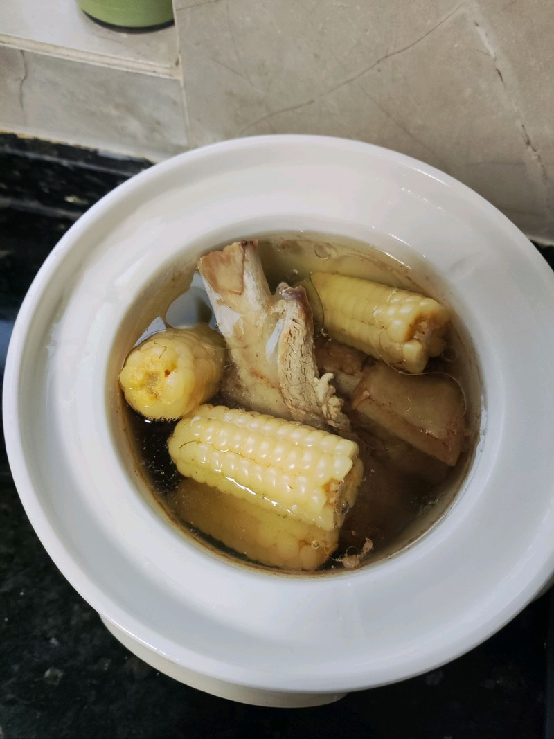 排骨炖玉米 排骨炖玉米