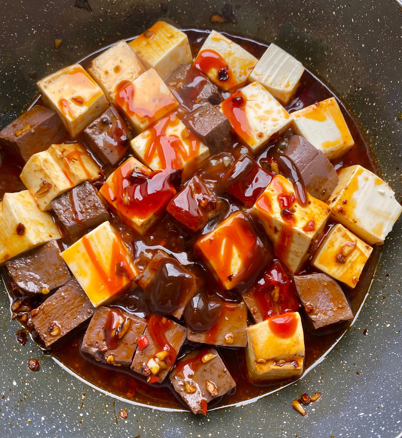 麻辣鸭血豆腐