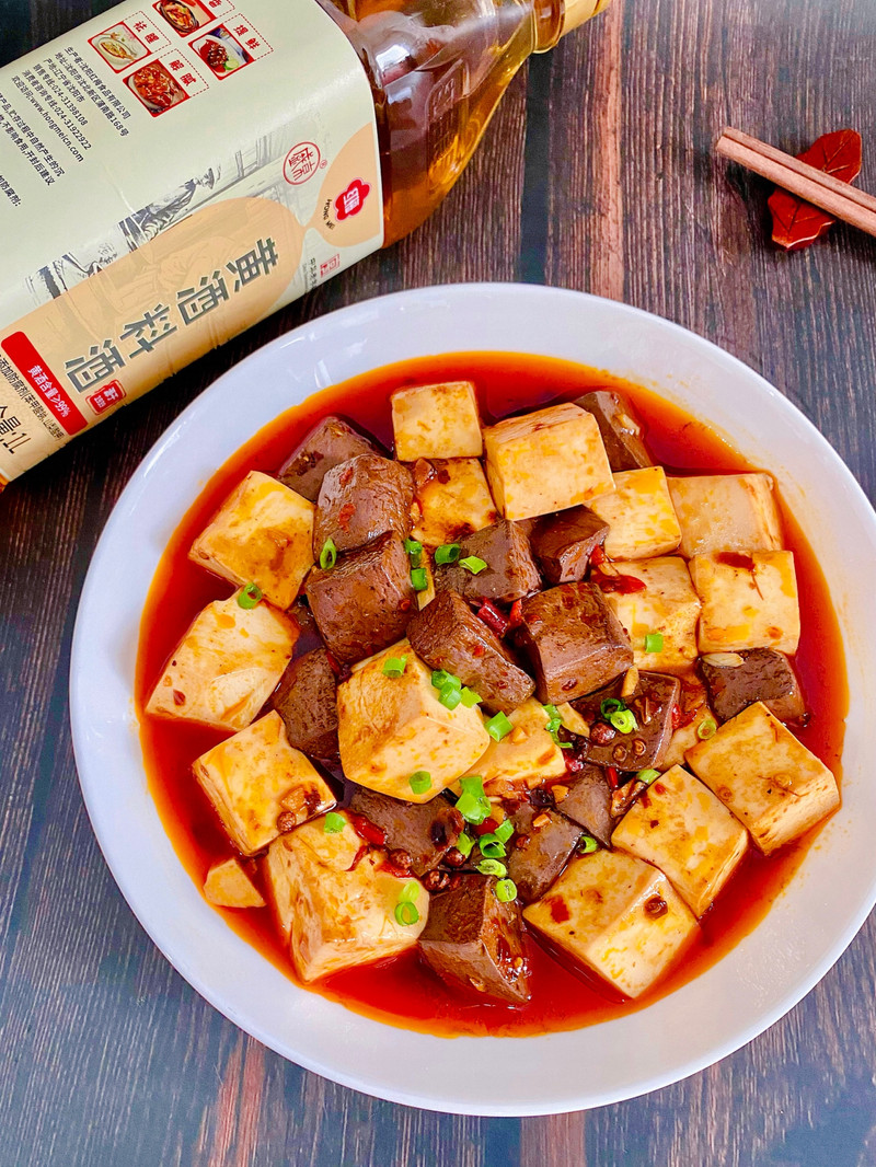 麻辣鸭血豆腐