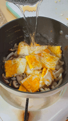 【宝宝辅食】三鲜菌菇豆腐汤