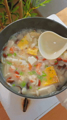 【宝宝辅食】三鲜菌菇豆腐汤
