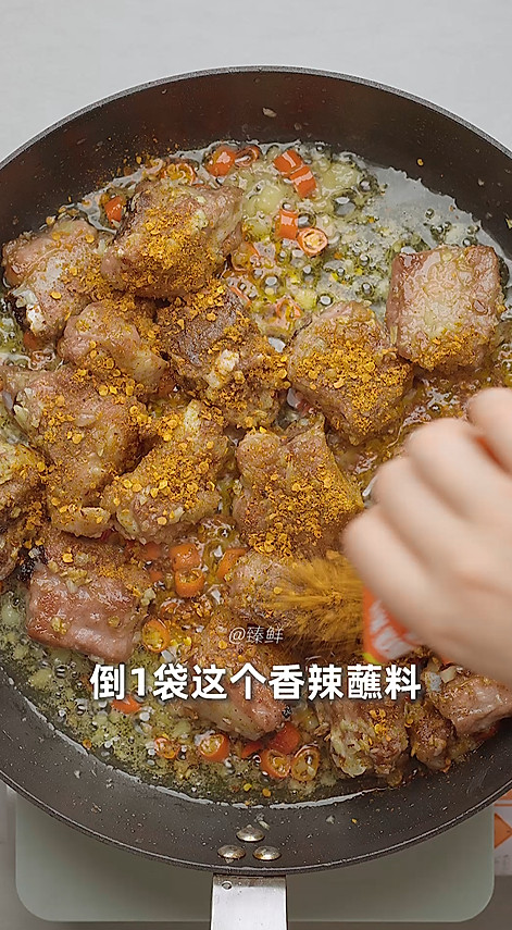蒜香椒盐排骨