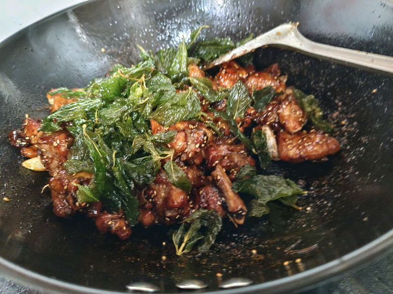 薄荷炒鸡 薄荷炒鸡