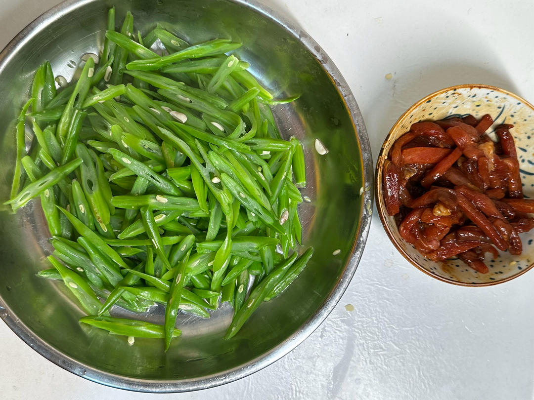 豆角炒肉丝
